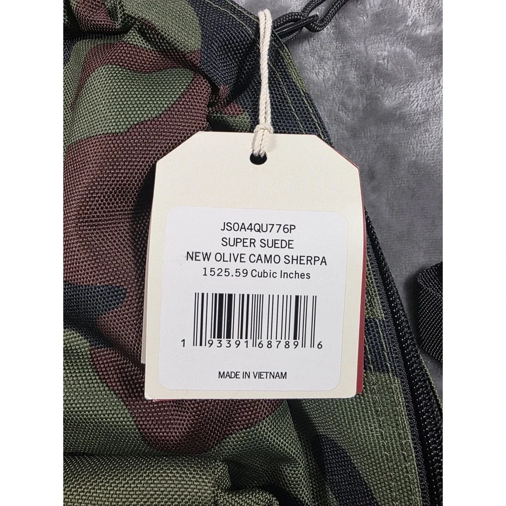 NWT Jansport Super Suede New Olive Camo Sherpa Backpack 25L‎ 16.75H x 13L x 8.5D